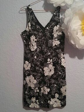 Faith Passion SZ 6 Y2K V-Neck Sheath Black & White Floral Cotton Spandex Dress